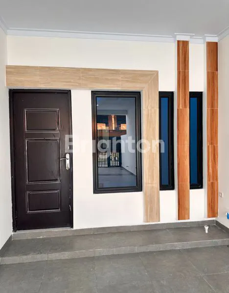 image RUMAH BARU 3 LANTAI, 5 KT DI TANJUNG DUREN BARAT (3)
