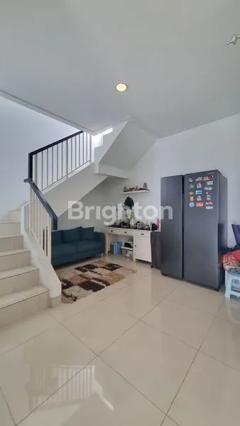 image DIJUAL RUMAH RAPI SIAP HUNI THE SAVIA BSD (5)