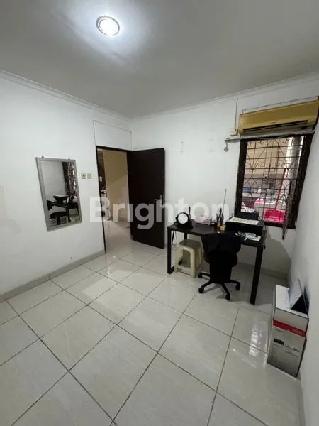 image RUMAH STRATEGIS MERUYA (4)