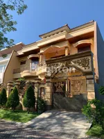 RUMAH VILLA ROYAL PC 105 M