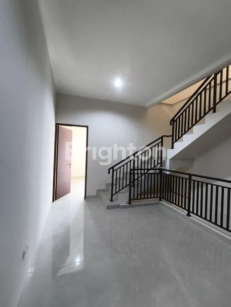 image RUMAH BARU 3 LANTAI , DURI KEPA (8)