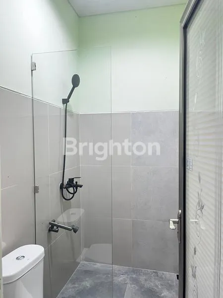 image RUMAH CANTIK SIAP HUNI DI TAMAN GIRI (5)