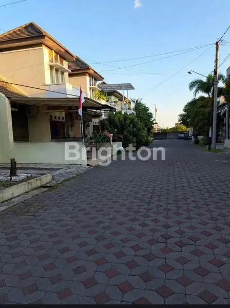 image RUMAH CLUSTER GENTAN RAYA FULLY FURNISH SIAP HUNI (2)