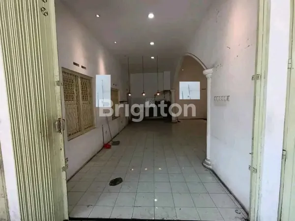 image RUMAH USAHA RAYA PUCANG SIAP PAKAI STRATEGIS TENGAH KOTA (4)