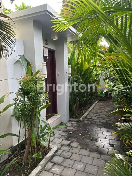 image VILLA EKSKLUSIF DENGAN KOLAM RENANG DI JALAN MERTANADI (5)