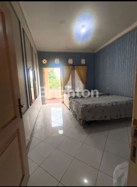 image RUMAH HOOK DI AREA TENGAH KOTA MALANG (4)