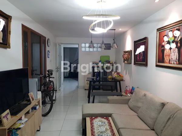 image RUMAH SIAP HUNI STRATEGIS DEKAT MALL KELAPA GADING 10 MENIT JALAN KAKI (2)