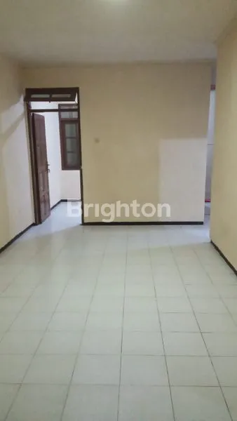 image RUMAH MUNGIL PINGGIR JALAN (4)