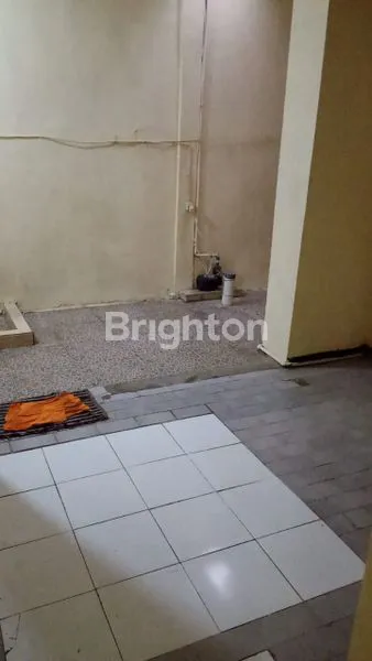 image RUMAH MUNGIL PINGGIR JALAN (6)