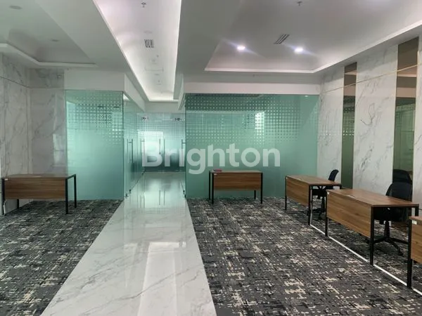 image RUANG KANTOR MEWAH LANTAI 51 DI HOLLAND VILLAGE (2)