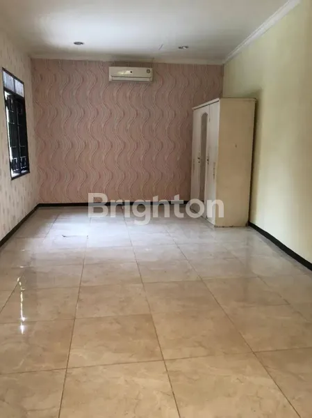 image DIJUAL RUMAH HOOK PRAPEN INDAH STRATEGIS DEKAT PERKANTORAN, DEKAT JEMURSARI, DEKAT TENGGILIS  (7)