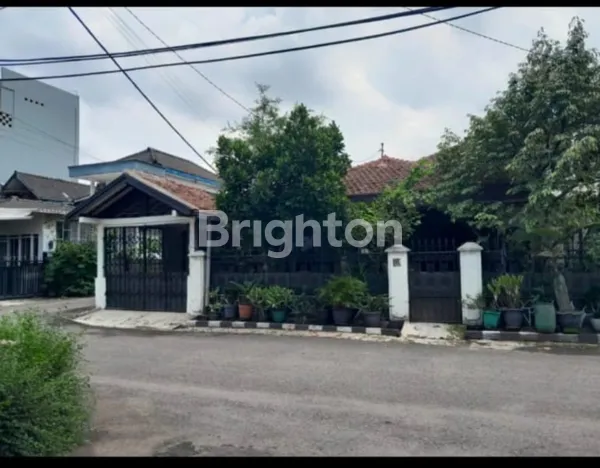 RUMAH 2 LANTAI STRATEGIS DI CIMAHI, DEKAT TOL BAROS