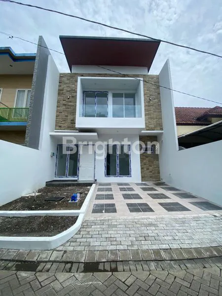 image RUMAH BARU GRESS 2 LANTAI CITRALAND BUKIT PALMA MODERN & LUAS (7)