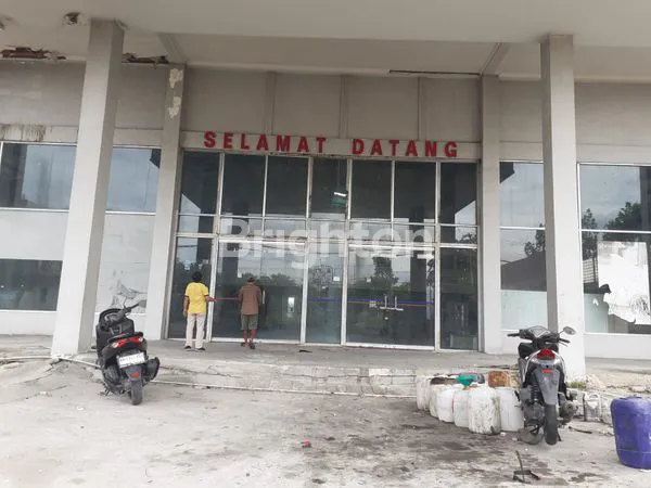 image GEDUNG PLAZA AGRO: LUAS 9.830M², LOKASI STRATEGIS DI ARENGKA (1)