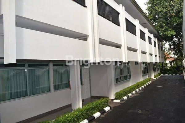 image HUNIAN EKSKLUSIF LT 1663M² DI JL. HOS COKROAMINOTO (2)