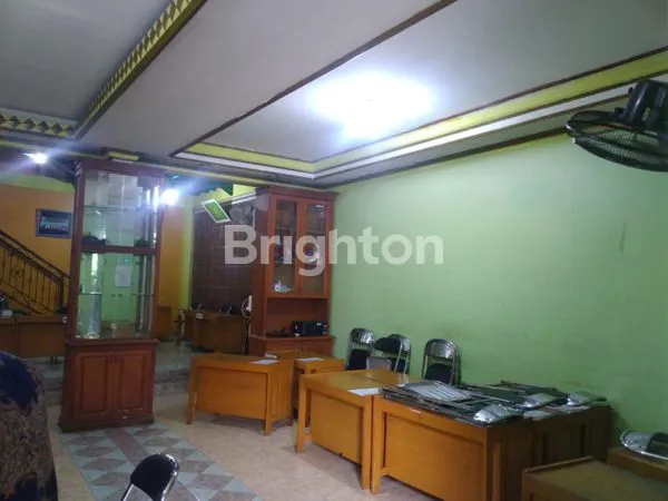 image RUMAH ETNIK JOGLO DUA LANTAI DI JANTUNG KOTA BEKASI (3)