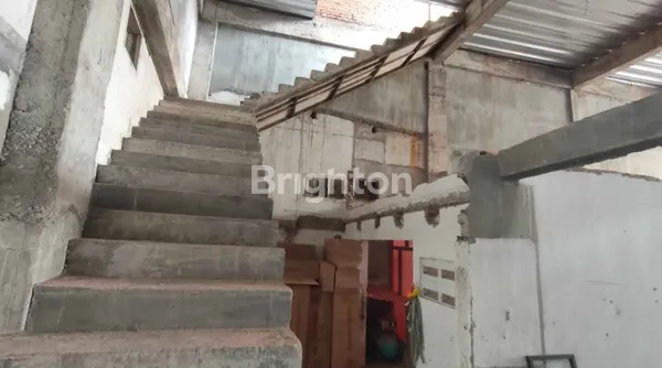 image GUDANG DI JALAN KYAI TAMBAK DERES SURABAYA (4)
