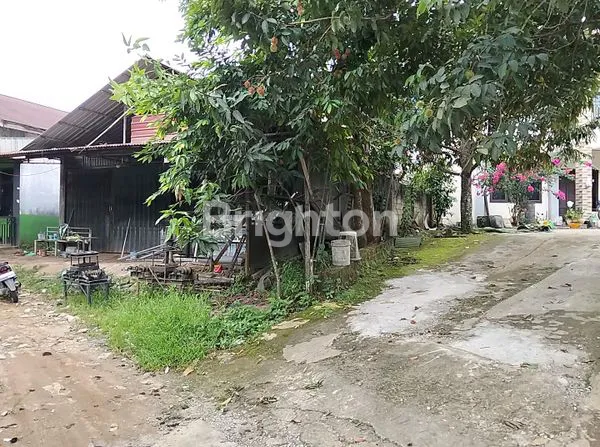 image RUMAH & WORKSHOP DI JL DAMANHURI, SAMARINDA  (4)