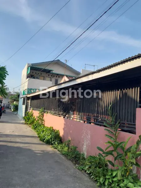 image DIJUAL RUMAH + KOS-KOSAN DI LOKASI STRATEGIS MEDAN (4)