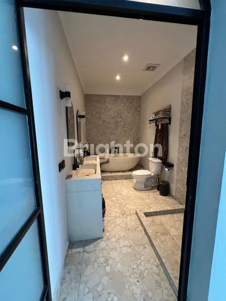 image SHOOP AND APARTMENT FOR RENT LONGLEASE 20 YEARS  (2)