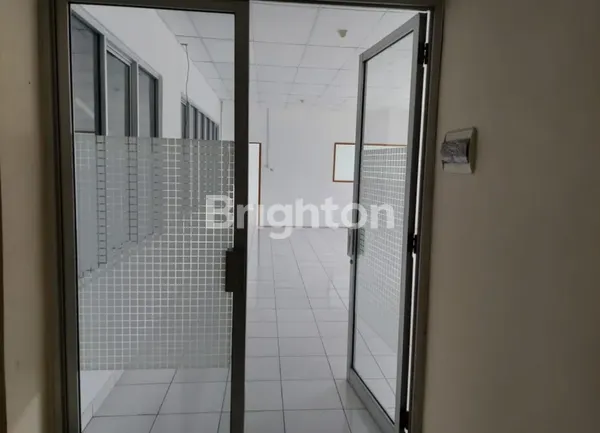 image GUDANG STRATEGIS SIAP PAKAI DENGAN AKSES MUDAH (8)