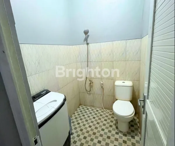 image RUMAH CANTIK UNTUK KELUARGA MUDA YANG MENGUTAMAKAN KENYAMANAN (6)