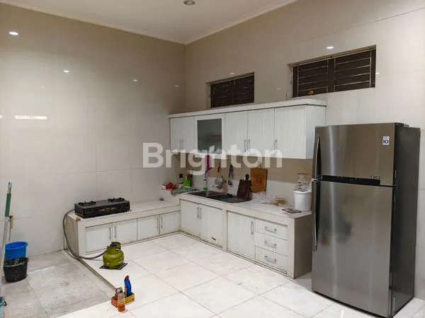 image RUKO SIAP HUNI DI TENGAH KOTA (2)