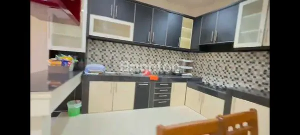 image RUMAH CANTIK SIAP HUNI DI ELYSIUM, TANJUNG BUNGA (8)