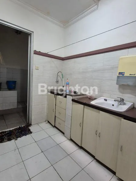 image RUKO 3,5 LT FULL BANGUNAN BARU RENOV SIAP PAKAI DIRUKO RMI O JALAN RAYA (6)