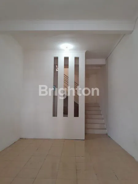 image RUKO PREMIUM 2 LANTAI STRATEGIS AREA UB, SIAP USAHA! (3)