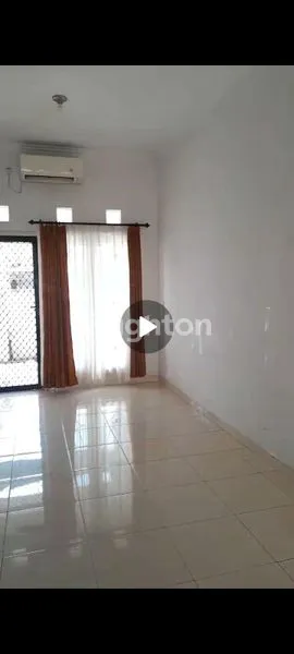 image RUMAH SEMI FURNISHED DI GRAHA TIRTA, SIAP HUNI (7)