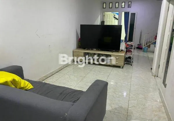 image DIJUAL RUMAH MODERN 3 LANTAI DI KAWASAN STRATEGIS DAN BISNIS DI KEMANG PRATAMA BEKASI KOTA  (4)