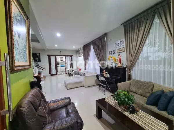 image RUMAH 2 LANTAI RENON BALI (3)