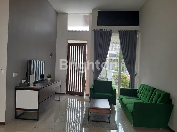 image SEWA BULANAN RUMAH CANTIK FULL FURNISHED, SIAP HUNI DI KOTABARU PARAHYANGAN BANDUNG (1)