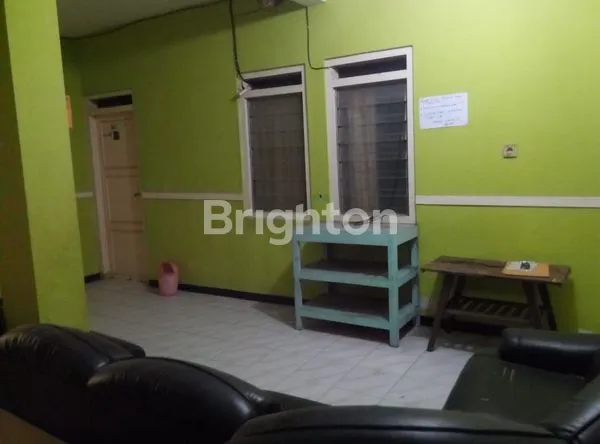 image RUMAH KOST DEKAT ISI/UNS LOKASI HOOK DAN UNGGULAN (4)