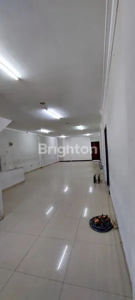 image RUKO STRATEGIS 3 LANTAI DI JL. ARIFIN AHMAD, DEKAT LIVING WORLD (3)