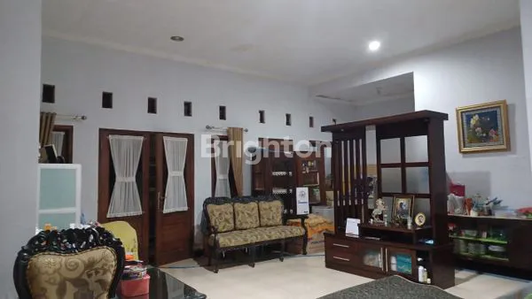 image RUMAH PUSAT KOTA NYAMAN (5)