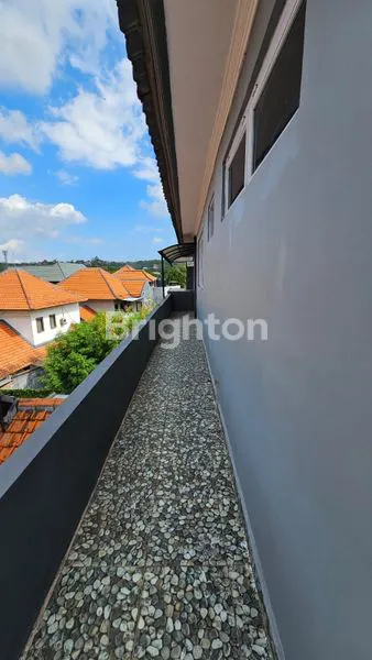 image RUMAH MEWAH 3 LANTAI — FULL RENOVASI TOTAL. LOKASI PREMIUM: JL. ANGGREK, JIMBARAN BADUNG – BALI (6)