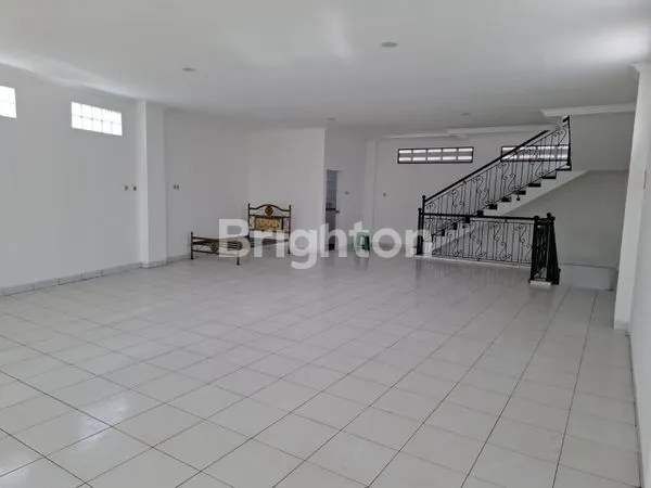 image SEWA RUKO SIAP HUNI STRATEGIS SI JEMBATAN DUA (5)