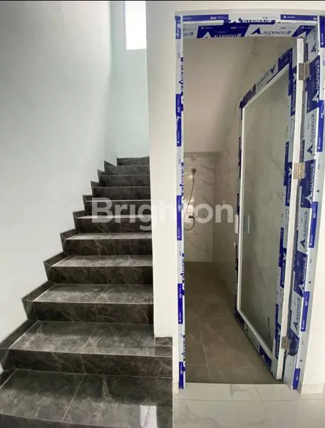 image DIJUAL RUMAH 2 LANTAI BARU GRESS CITRALAND MODERN MINIMALIS (7)