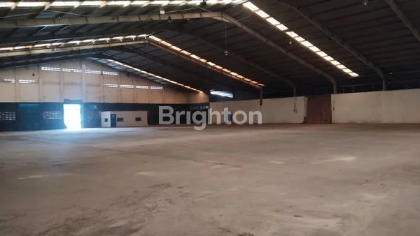 image GUDANG KOTA PASURUAN JAWA TIMUR DEKAT TOL KOTA PASURUAN JAWA TIMUR (6)