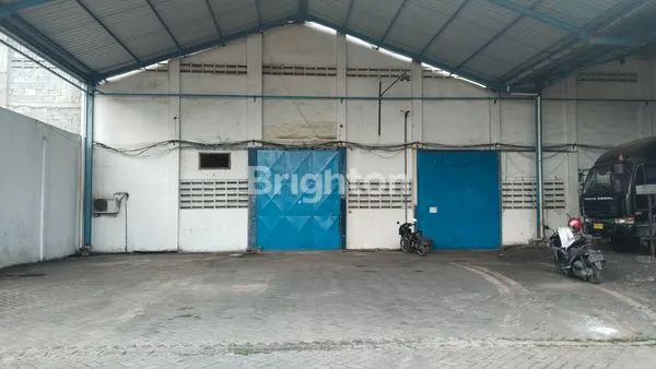 image GUDANG KOTA PASURUAN JAWA TIMUR DEKAT TOL KOTA PASURUAN JAWA TIMUR (2)