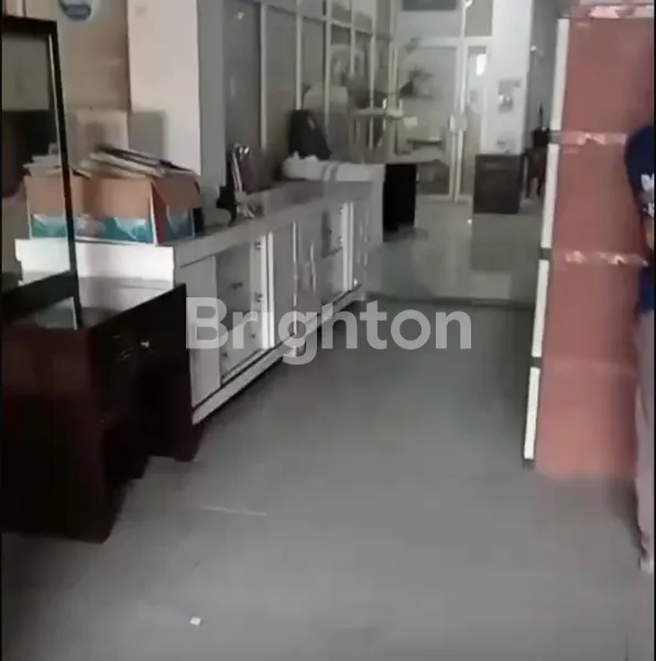 image C0651- DIJUAL TOKO FURNITURE AKTIF LB/LT 1048/524M2, JABABEKA (7)