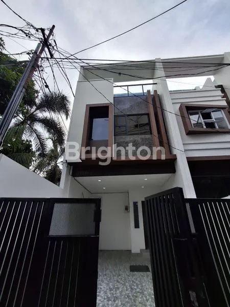 image RUMAH BARU 3 LANTAI TANJUNG DUREN (1)