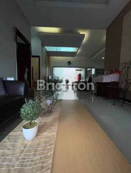 image RUMAH TERAWAT SIAP HUNI DARMO PERMAI TIMUR DEKAT MADAME CHANG (5)