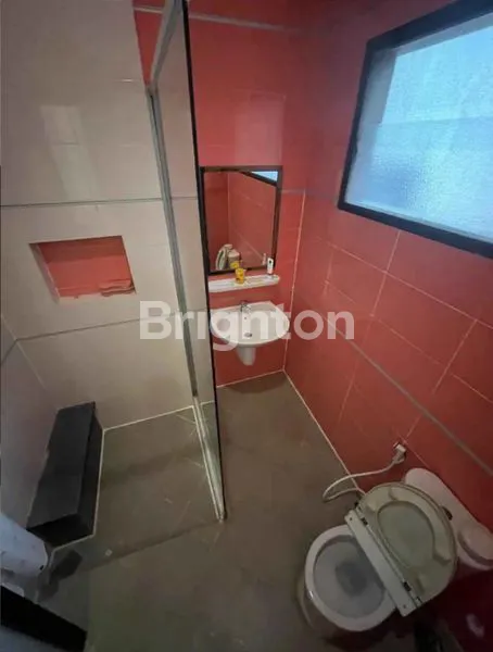 image RUMAH TERAWAT SIAP HUNI DARMO PERMAI TIMUR DEKAT MADAME CHANG (7)