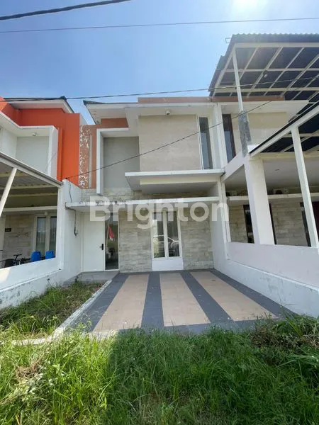 image RUMAH 2 LANTAI YANG MASIH ASRI STANDAR (8)