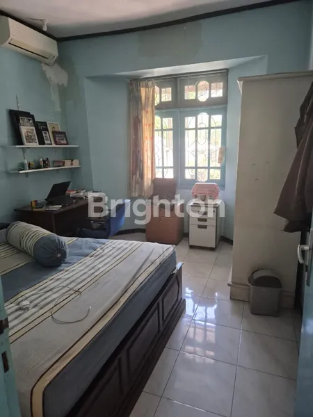 image RUMAH NIRWANA EKSEKUTIF LUAS TERAWAT SIAP HUNI (4)