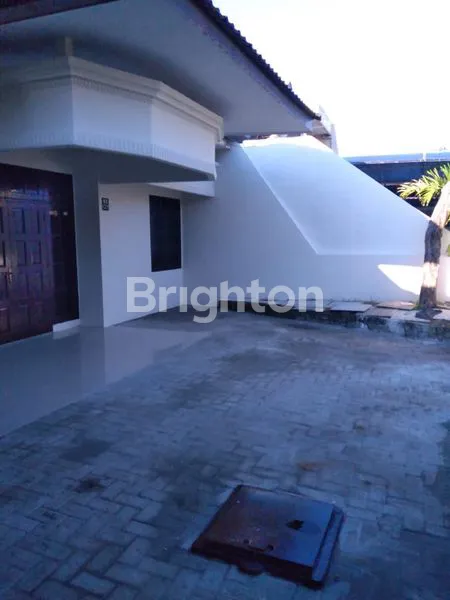 image RUMAH KEDUNG BARUK 100 METER KE RAYA MERR (5)