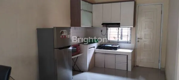 image RUMAH DIKOMPLEK LIPPO CIKARANG (4)